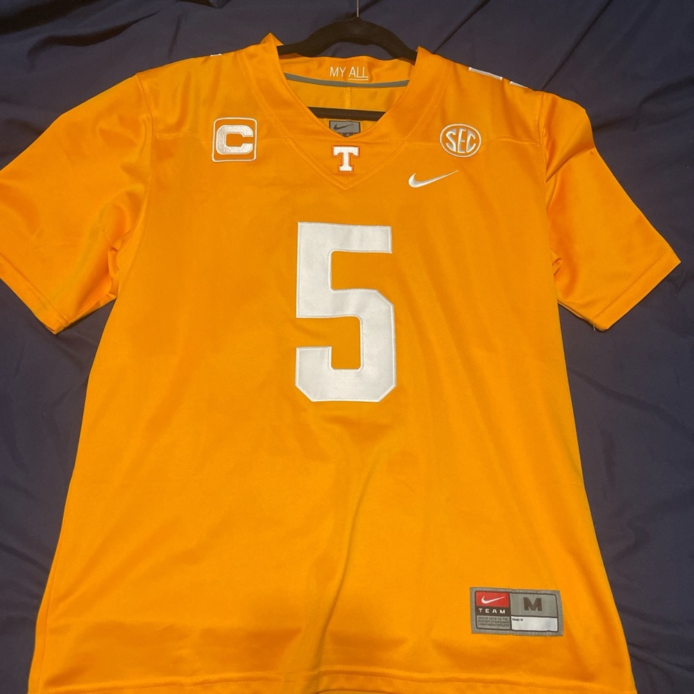Tennessee Vols Football Medium Jersey. Perfect condition no tags, custom. Hooker